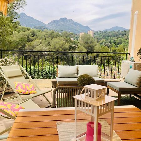 Mon Appart Avec Terrasse Et Piscine Roquebrune-Cap-Martin Luaran gambar
