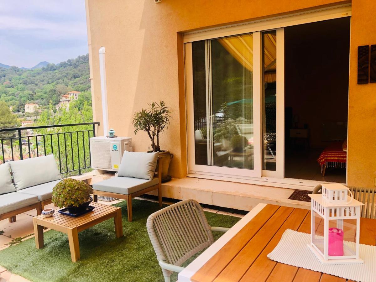 Mon Appart Avec Terrasse Et Piscine Roquebrune-Cap-Martin Luaran gambar